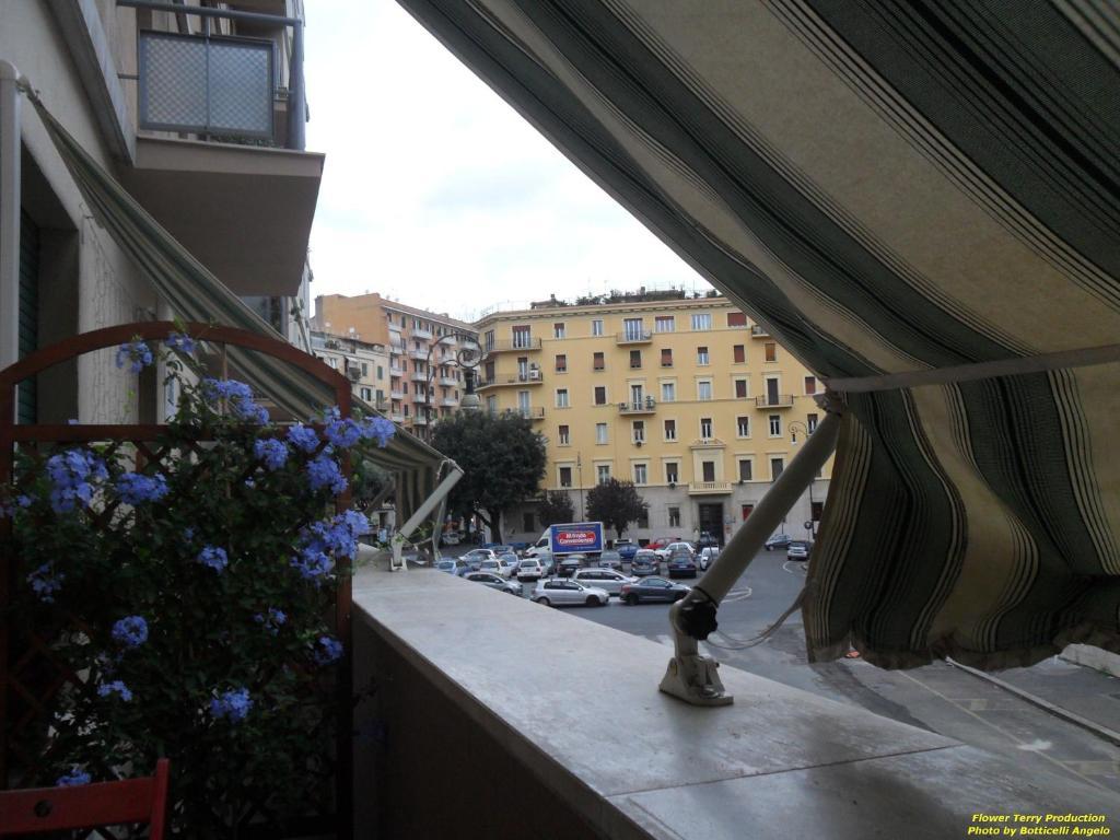 Amica Roma Guest House Buitenkant foto