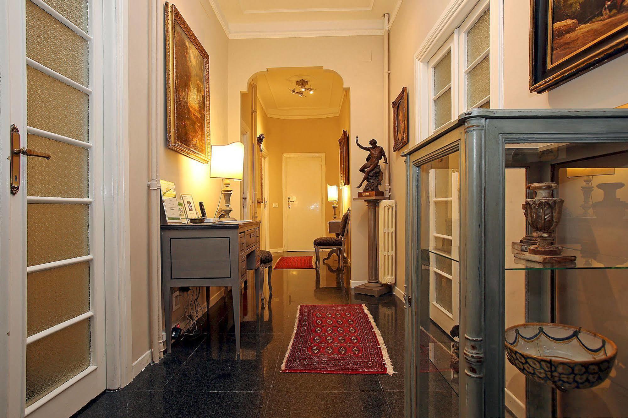 Amica Roma Guest House Buitenkant foto
