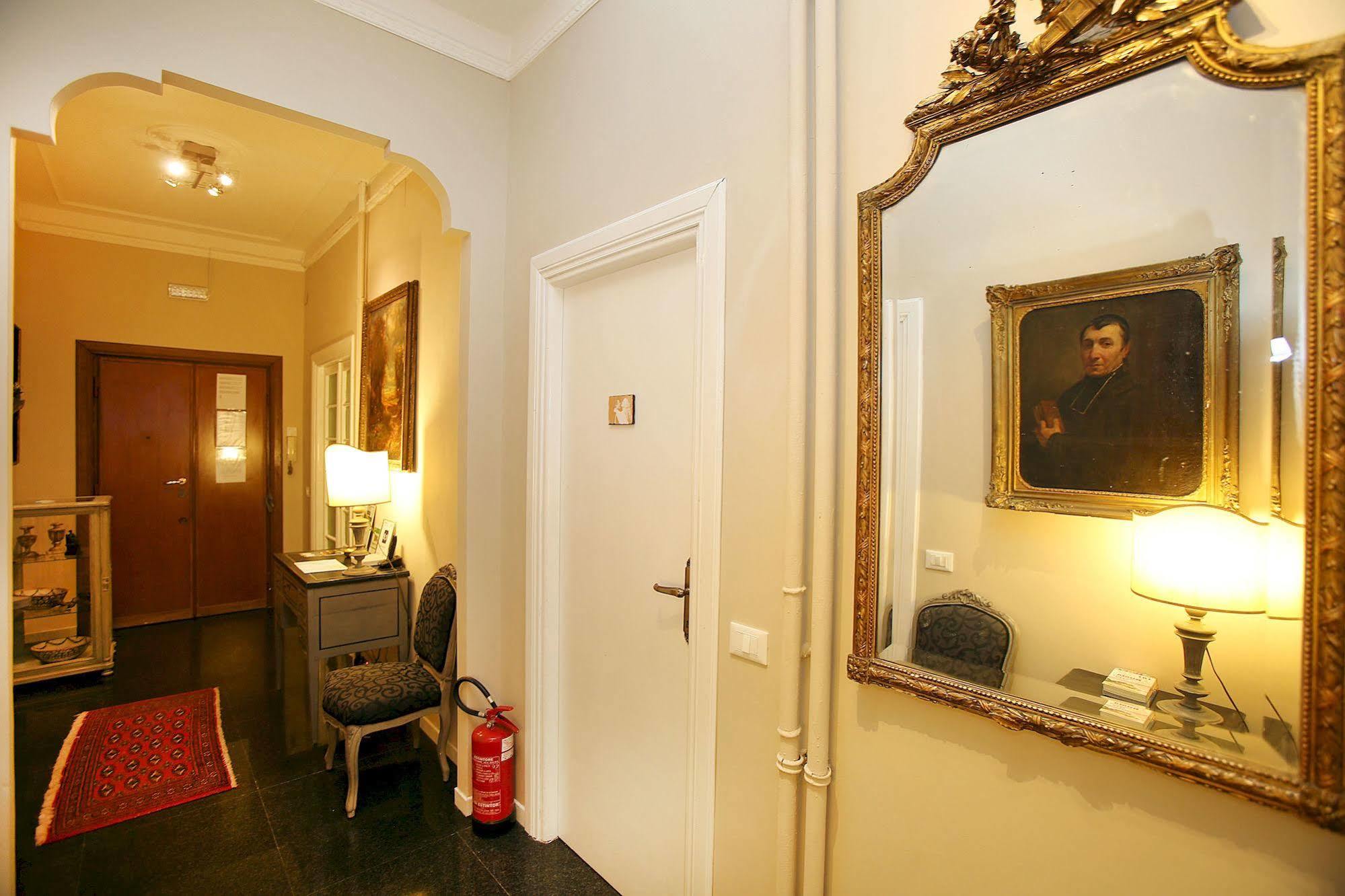 Amica Roma Guest House Buitenkant foto